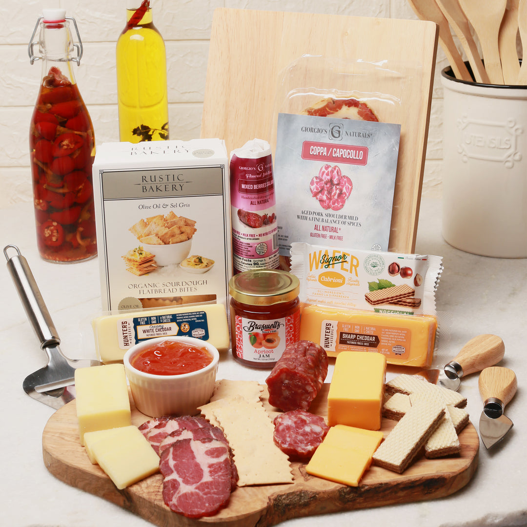 Sergio's Charcuterie & Cheese Board 11-Piece Holiday Collection